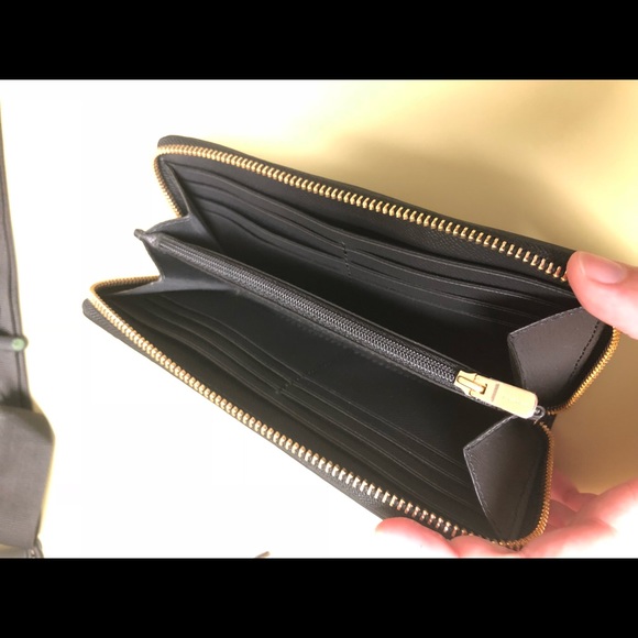 Coach wallet - Picture 2 of 2